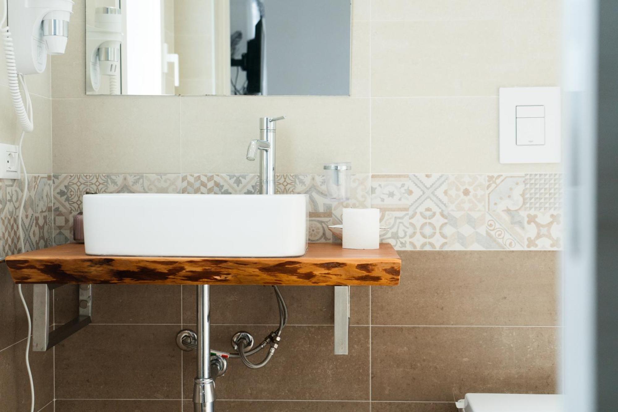 Ponente & Maestro Rooms Favignana Exterior photo