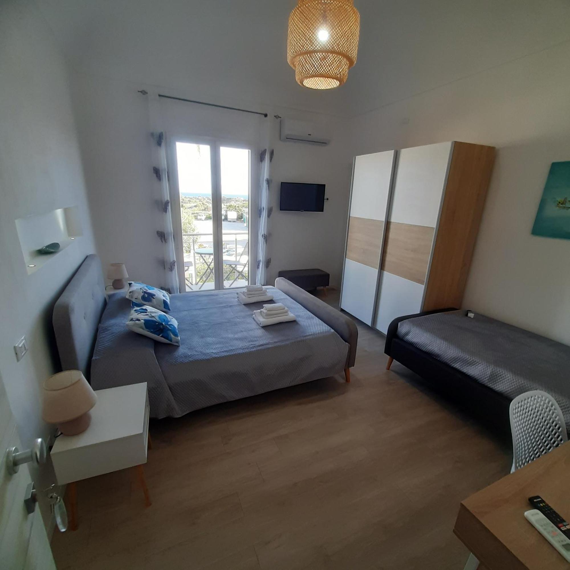 Ponente & Maestro Rooms Favignana Exterior photo